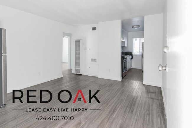 Foto del edificio - MOVE-IN SPECIAL! Delightful, Cozy 2 Bedroo...