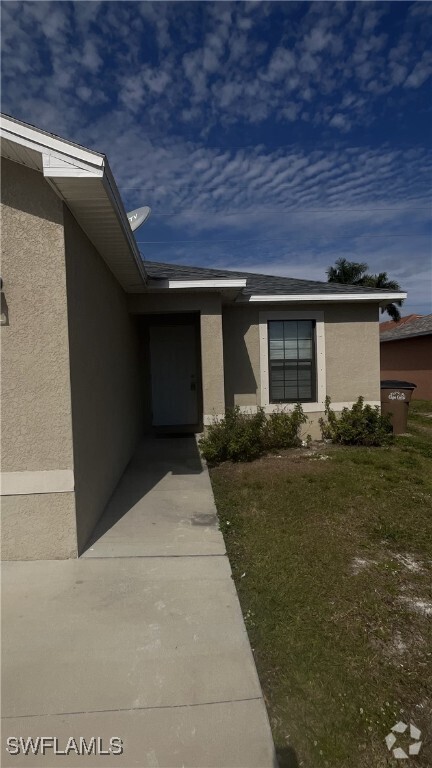 Building Photo - 901 Cape Coral Pkwy W