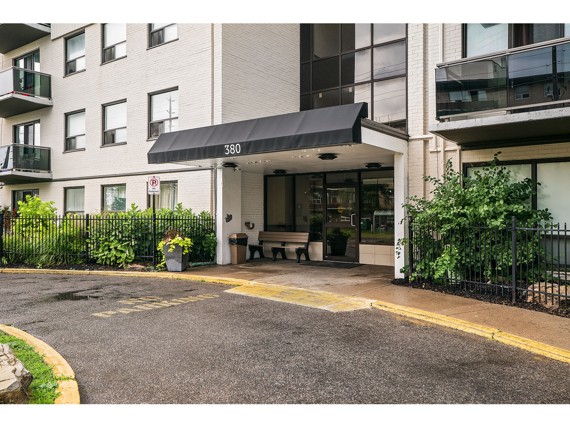 380 Gibb St Apartments 380 Gibb St Oshawa, ON