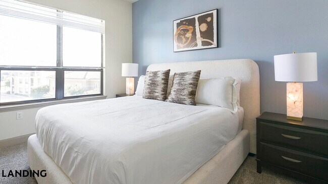 Foto del edificio - 24530 Gosling Rd