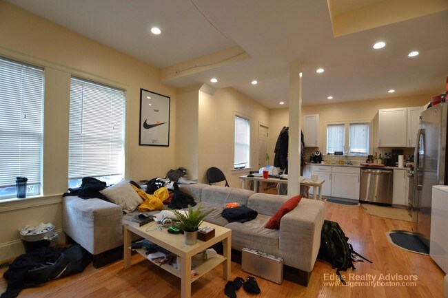 Foto del edificio - 1 Griggs Pl