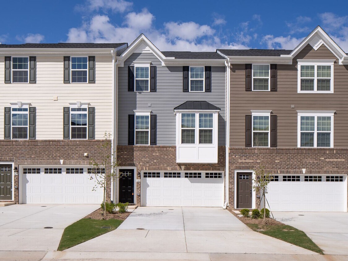 Primary Photo - Creekside Commons Townhome- Available Augu...