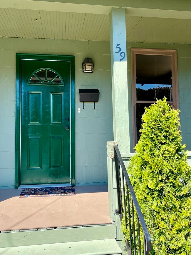Foto del edificio - 59 Logan Ave S