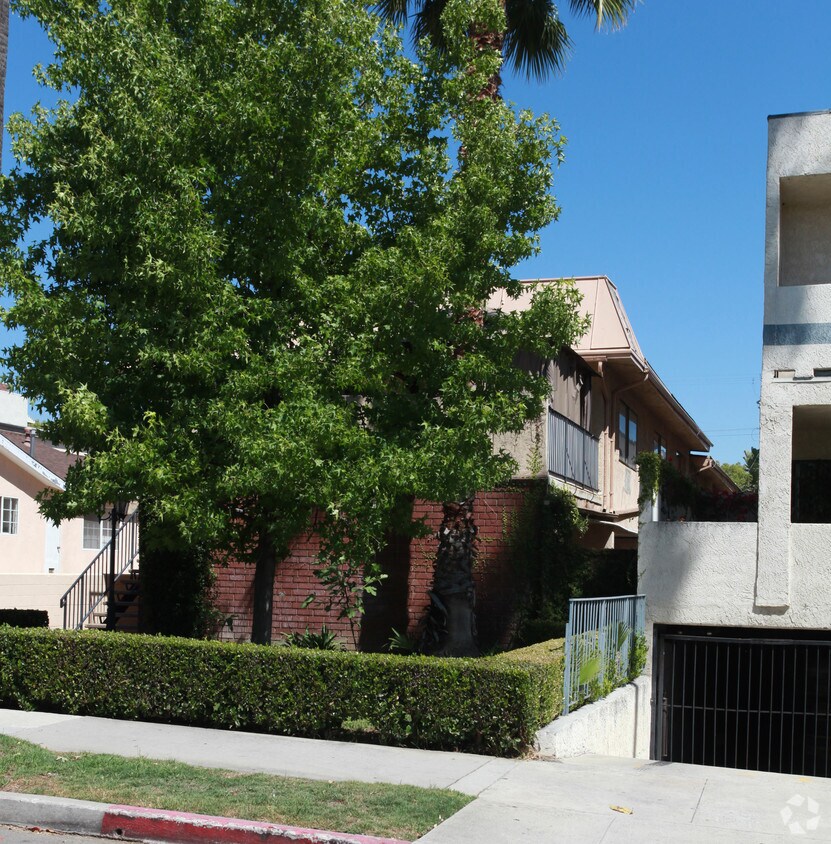 Foto del edificio - 1130 Linden Ave