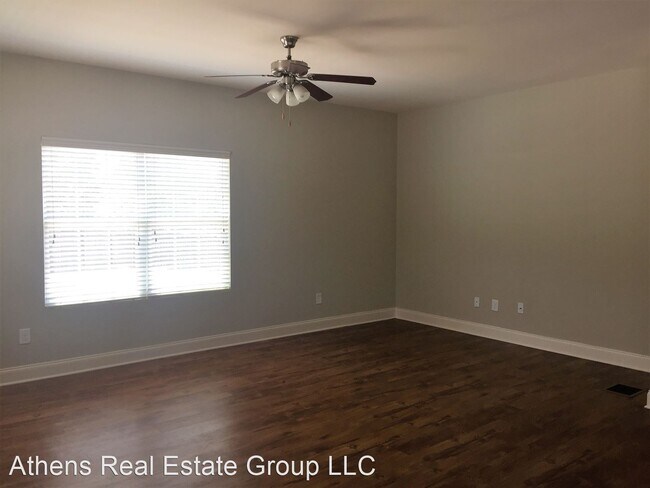 Foto del edificio - 5 br, 5 bath House - 121 North Avenue