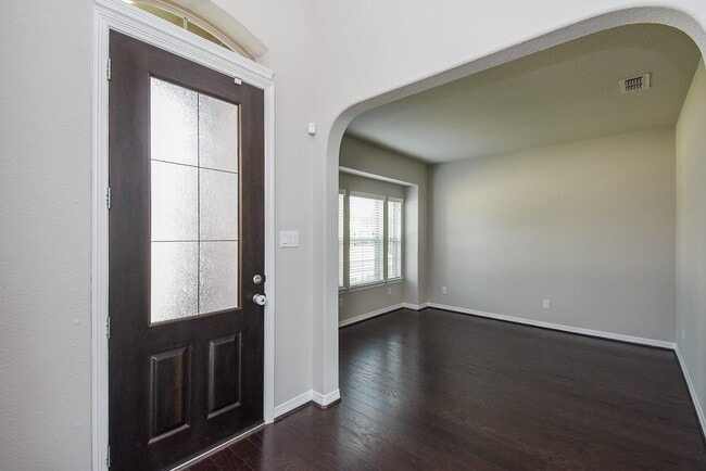 Building Photo - 4355 Thornapple Hills Ct