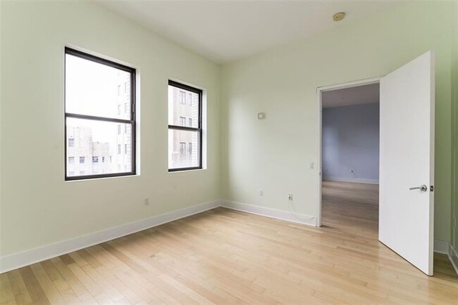 Building Photo - 4 Beacon Way