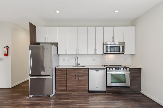 Photo - Fahrenheit Apartments