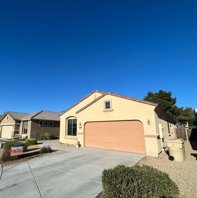 Foto del edificio - 3 Bedroom Home in the Beacon Heights Commu...