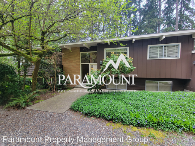 Foto del edificio - 4 br, 2 bath House - 13871 Manzanita Rd NE