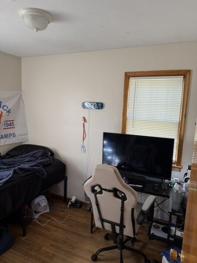Foto del edificio - Cozy 2 bedroom house w/ garage