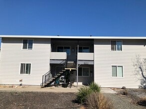 Building Photo - 1911 Wildwood Way