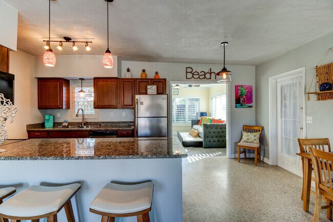 Foto del edificio - 3724 Cardinal Blvd