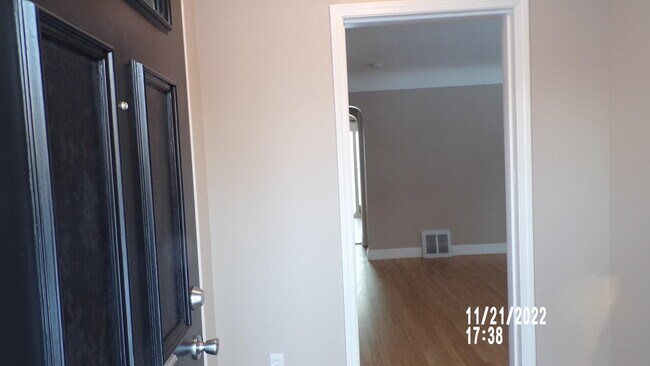 Foto del edificio - 939 Fairbanks Ave