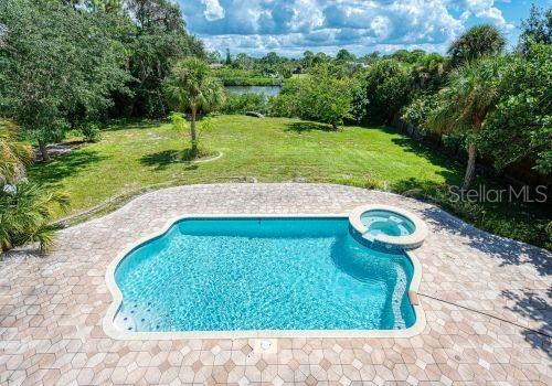 Building Photo - 1648 Bayshore Dr