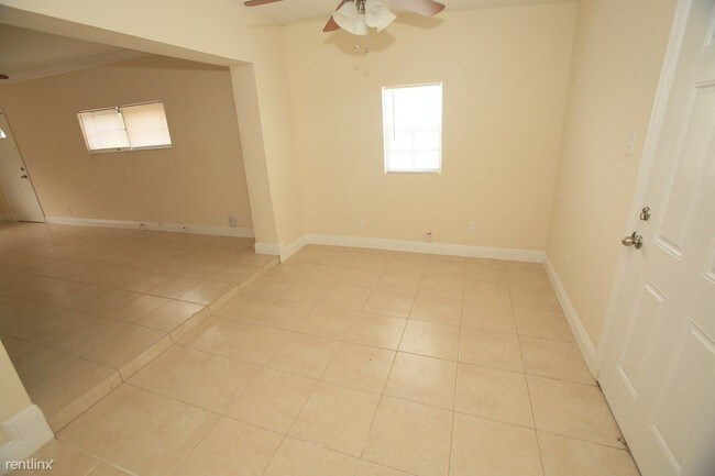 Foto del edificio - 4 br, 2 bath House - 1010 S 14th Street