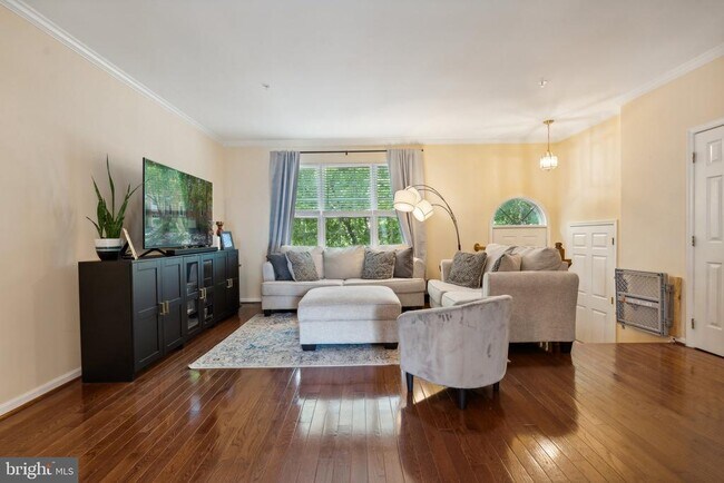 Foto del edificio - 103 Sandberry Ct