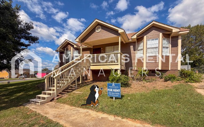 Building Photo - DEPOSIT PENDING!!! Modern 3BR/2BA – Easy C...