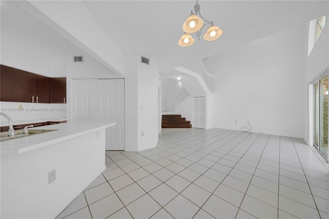 Building Photo - 14305 SW 57th Ln