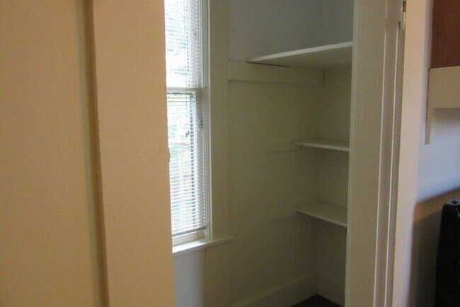 Foto del edificio - 2 Bedroom House with a Bonus Room