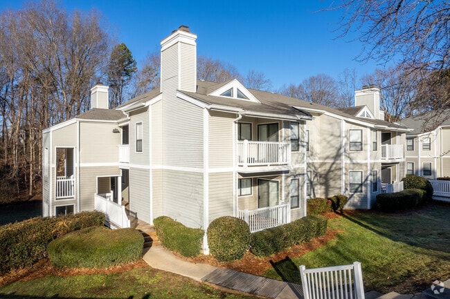 Building Photo - Bridges at Mallard Creek Apartment Homes