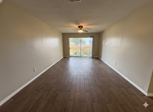 Foto del edificio - 610 Kenwick Cir