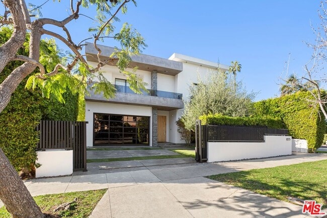 Building Photo - 853 N Kilkea Dr