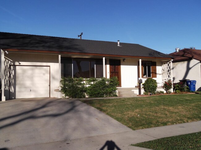 Foto del edificio - 5709 Graywood Ave