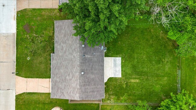 Foto del edificio - 113 Roland Ave