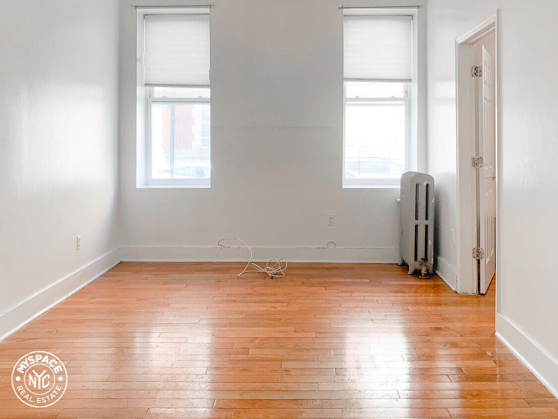 Foto principal - 188 S 3rd St
