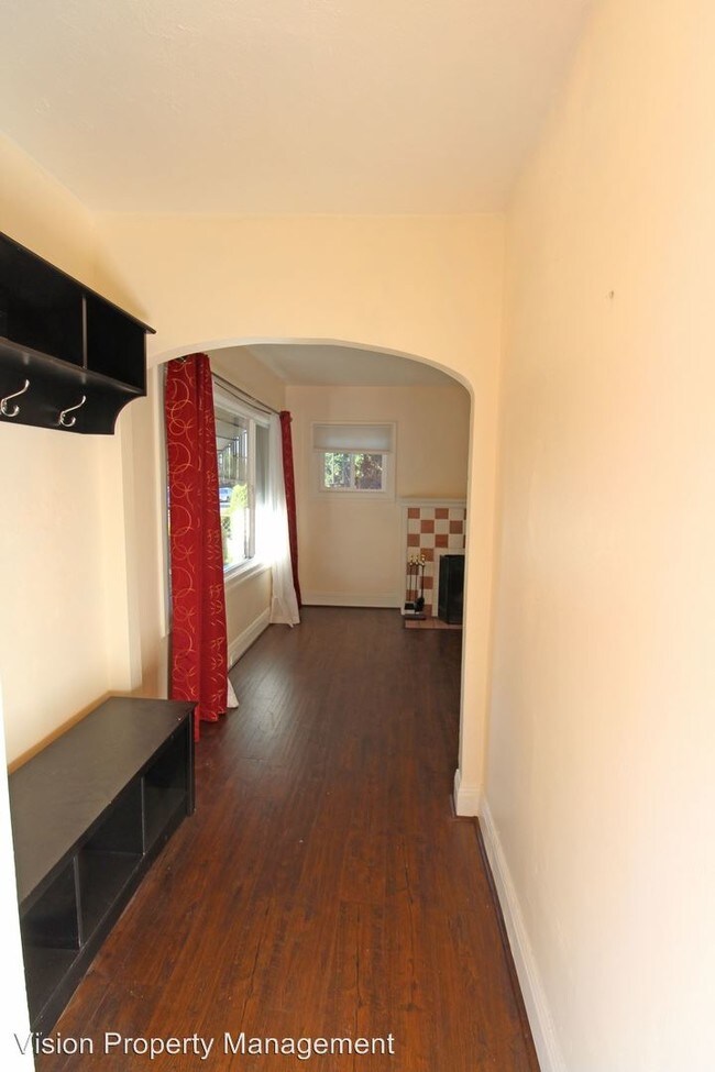 Building Photo - 2 br, 1 bath House - 8140 Iris Street