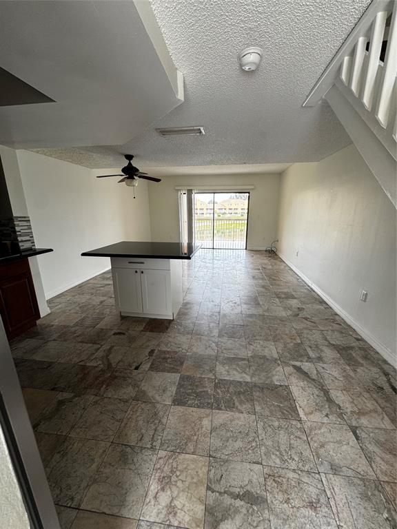 Foto principal - 5200 NW 31st Ave