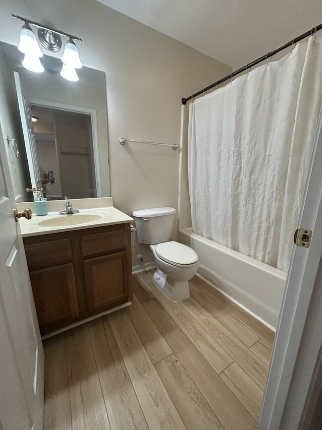 Foto del edificio - 4513 CC