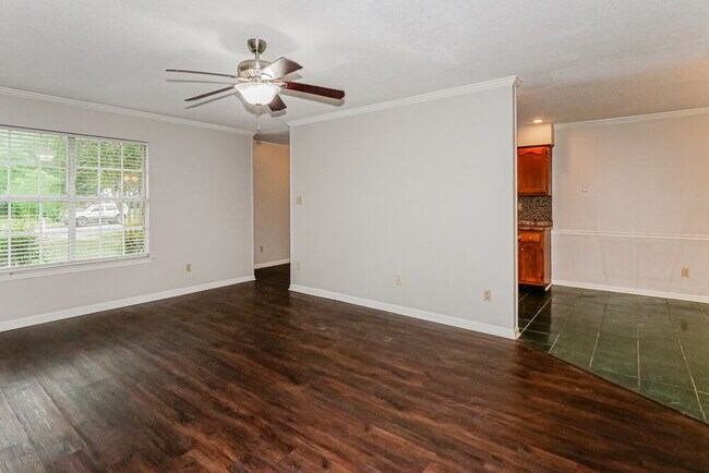 Foto del edificio - 7772 Stacey Dr