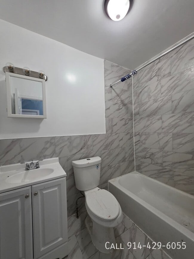 Foto del edificio - 194 1/2 Buena Vista Ave-