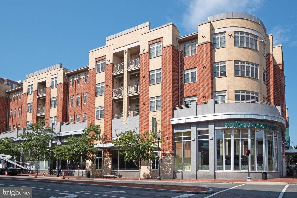 309 Holland Ln Unit 329