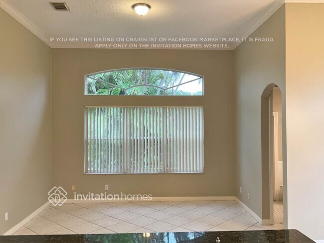 Foto del edificio - 5633 NW 106th Way