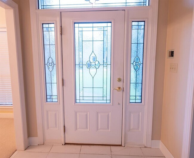 Building Photo - 1304 Peacefield Pl