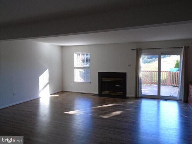 Foto del edificio - 5314 Chase Lions Way