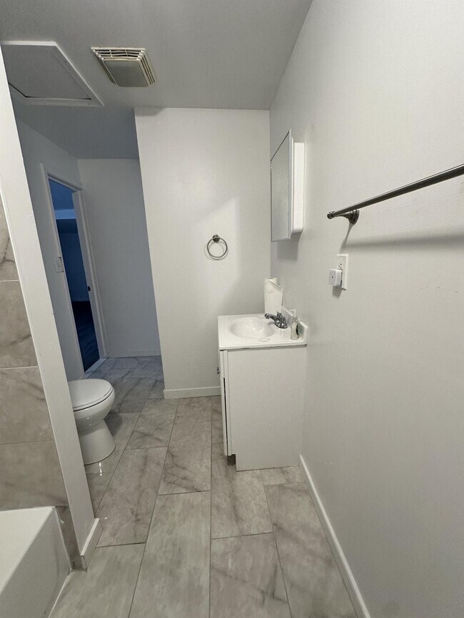 Foto del edificio - 225 Witten St