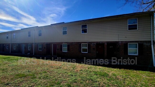 Foto del edificio - 2219 Williamsburg Rd