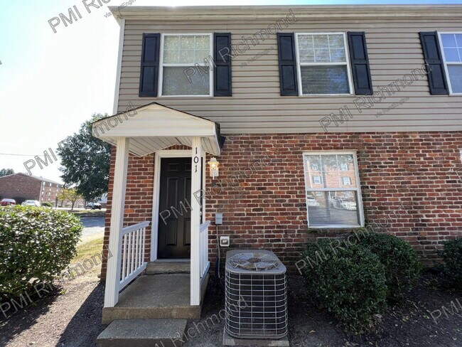 Building Photo - 3520 E Richmond Rd