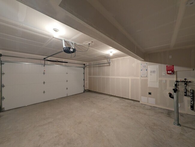 Foto del edificio - 3Bd/2.25Ba Everett Townhome