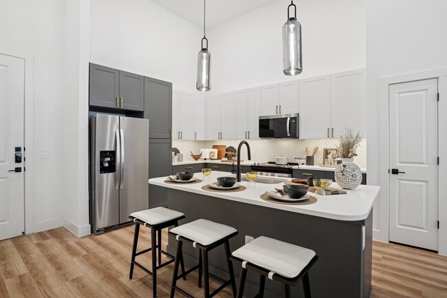 Building Photo - Copper Bishop Arts