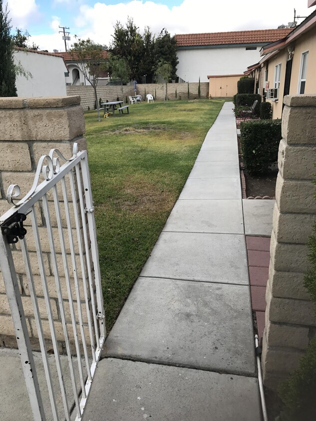Foto principal - 1869 Patricia Ave