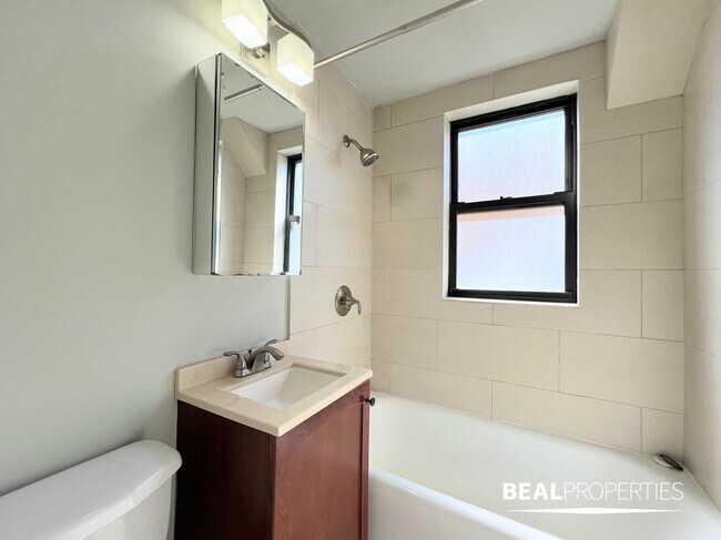 Foto del edificio - 612 W Patterson Ave