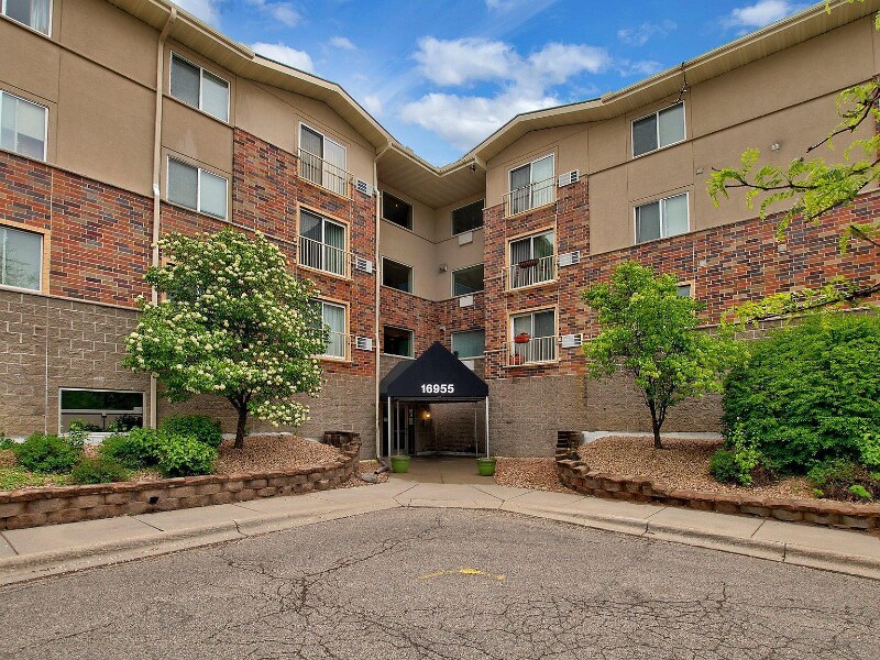 16955 Toronto Ave SE, Prior Lake, MN 55372 Condo for Rent in Prior