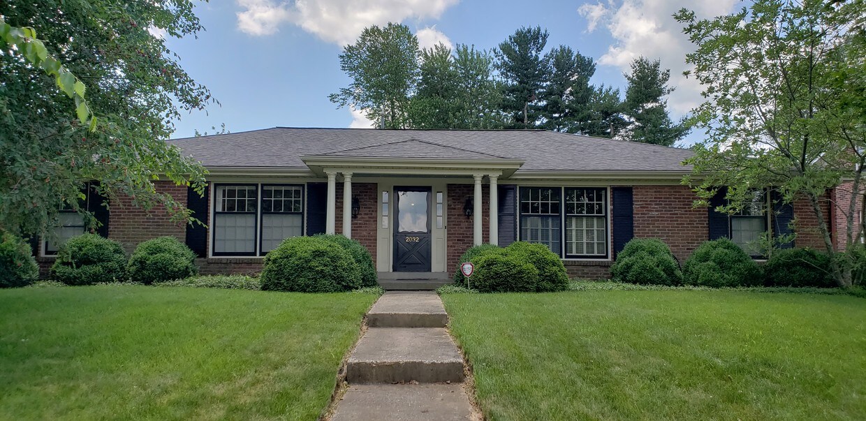 Foto principal - 2032 Fontaine Rd
