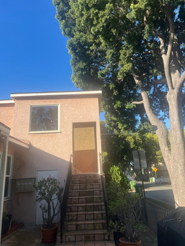 Foto principal - 2706 Kansas Ave