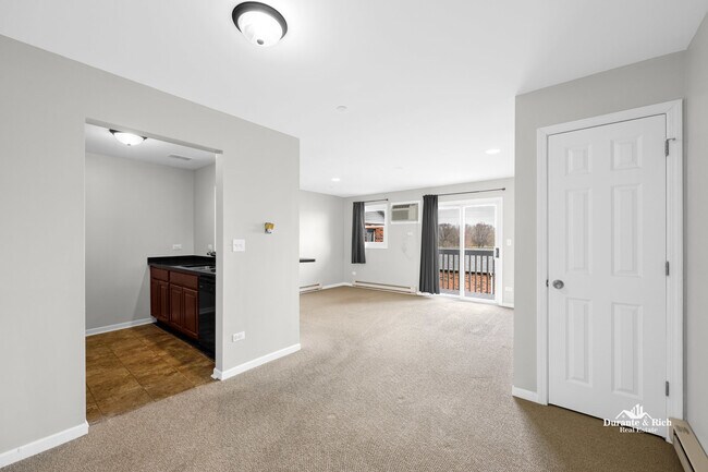 Building Photo - 1363 Cunat Ct